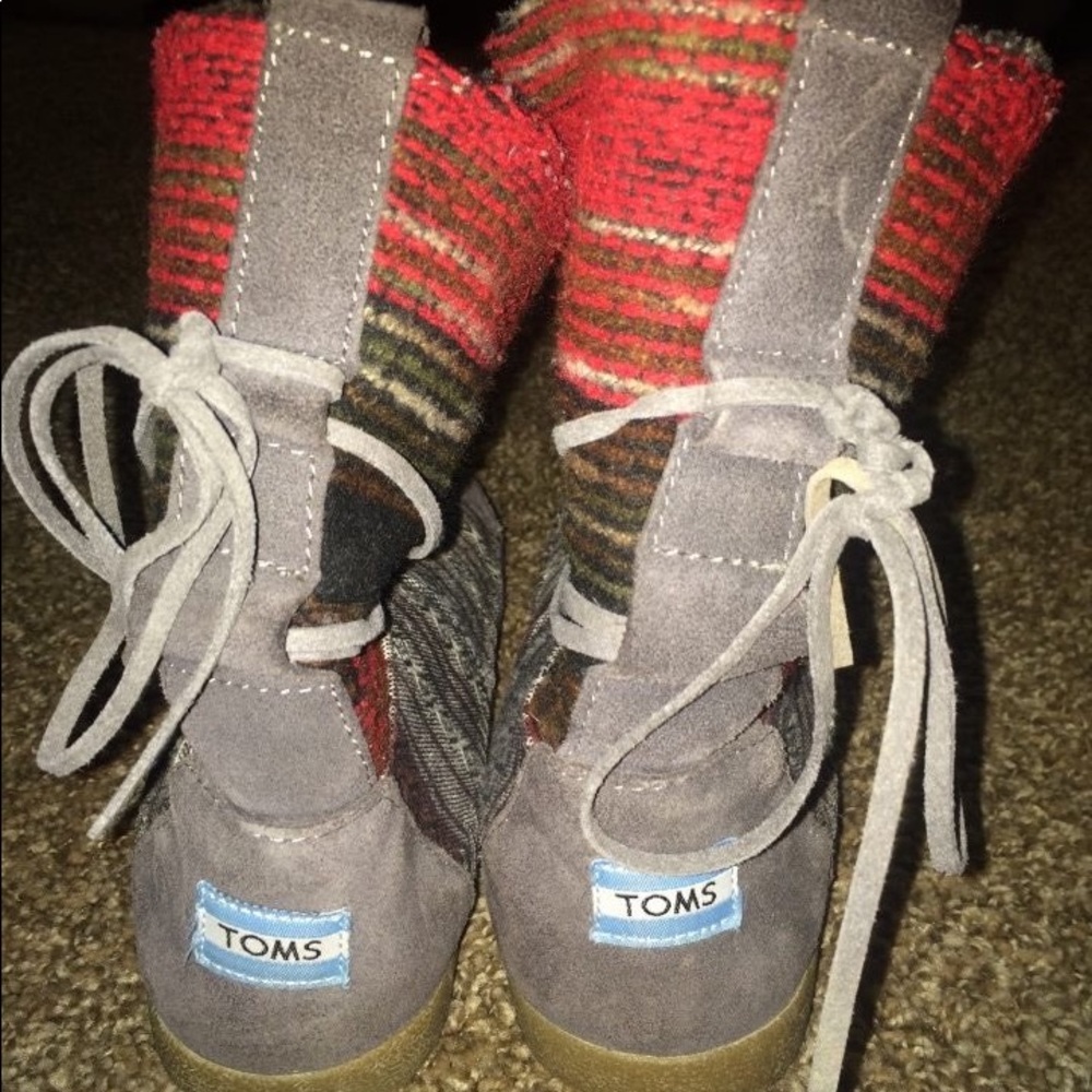 TOMS NEPAL BOOTS
